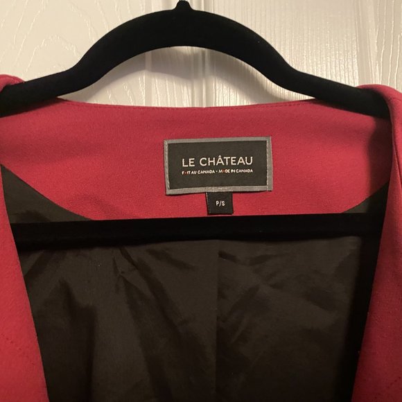 Le Chateau Magenta Blazer with gold zipper size Small - Picture 3 of 4